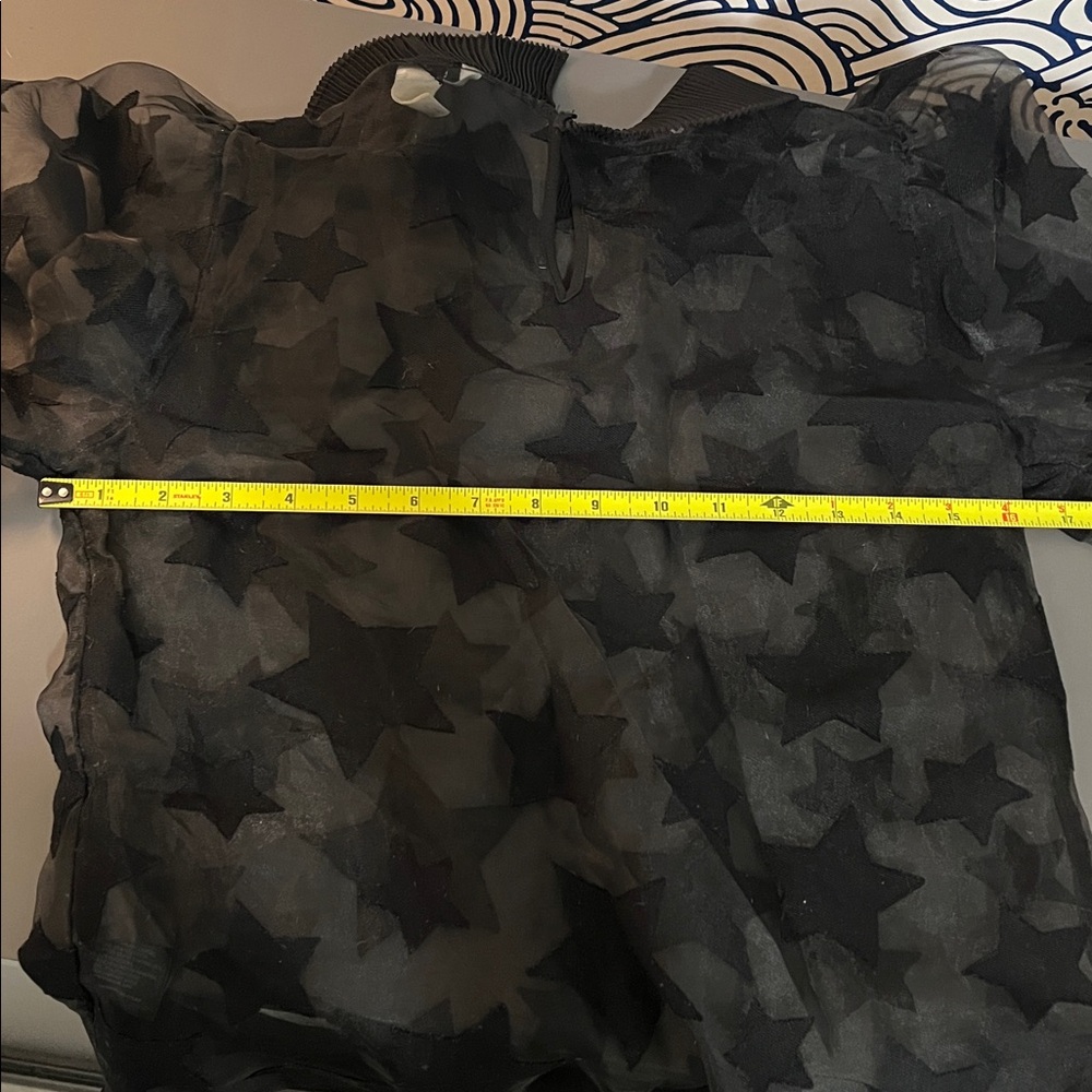 H&M Black Star Pattern Blouse - Picture 6 of 6
